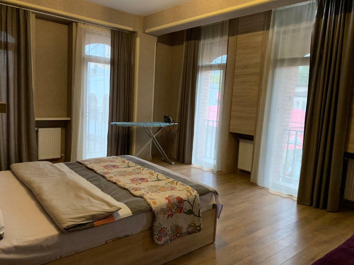 Lilika Apartments On Meskhishvili Tiflis Dış mekan fotoğraf